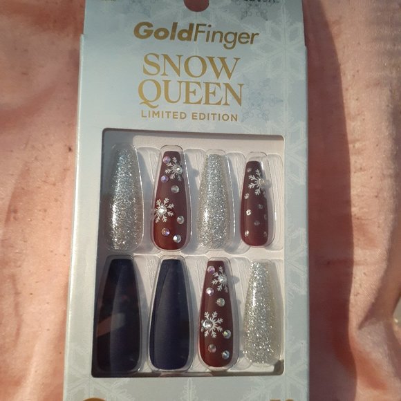 SALE!!! Brand New False Nails - Picture 1 of 1